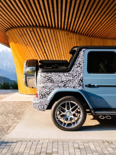 Mercedes, Mercedes-AMG’s G-Class Cabrio Is A Convertible That Doesn’t Fully Convert