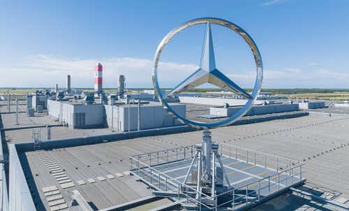 Mercedes, Hungary Pays $18 An Hour, Germany Pays $57, Guess Where Mercedes Is Building
