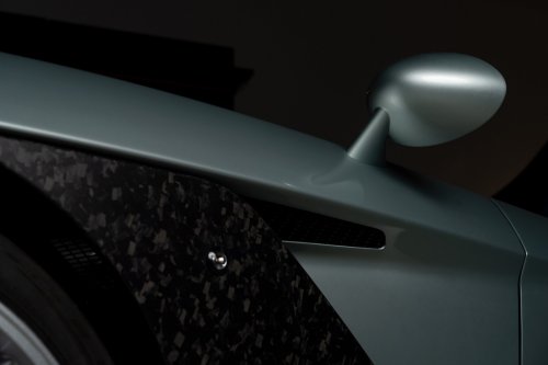 This Italian Coupe Looks Like A Classic Ferrari, But Its V8 Is Pure Detroit