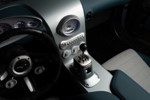This Italian Coupe Looks Like A Classic Ferrari, But Its V8 Is Pure Detroit