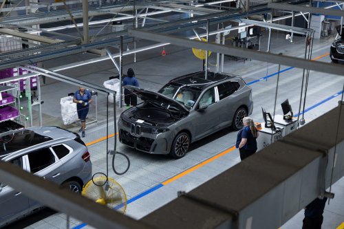 BMW, BMW X5, BMW’s New X5 Will Get A Pure V8, Batteries Not Included