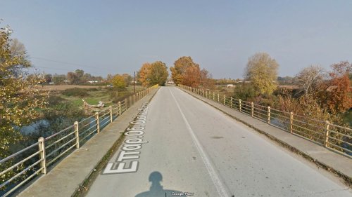 This Bridge Collapsed Years Ago, But Drivers Never Stopped Using It