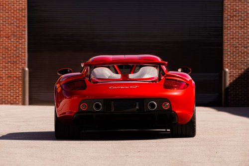 Ferrari, Porsche, Porsche Carrera GT, A Ferrari Collector Repainted His Porsche Carrera GT In Ferrari Red