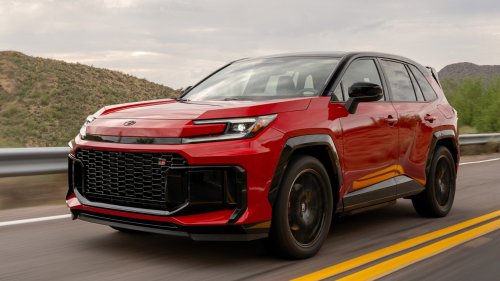 Toyota, Toyota RAV4, Toyota Admits The New RAV4 Went Too Far On Screens, And Even China Agrees
