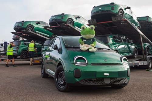 Renault, Renault Shipped 100 Frog-Eyed Twingos To The UK Purely So You Can Stare At Them