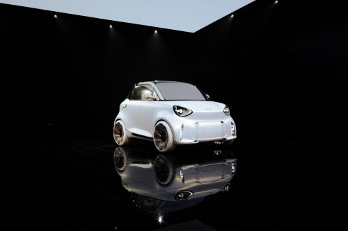 Smart, Smart Teases The Production #2, The Two-Seater It Swore Off Years Ago