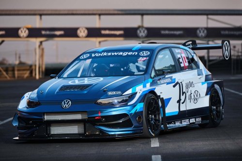 VW Built A 1,000-HP Golf With An Exhaust That Exits The Front Bumper