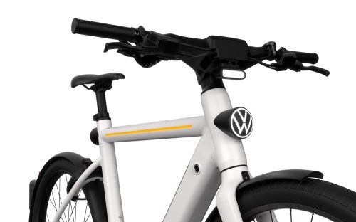 VW’s New E-Bike Has Radar, A Rear Camera, And Fighter-Pilot Glasses