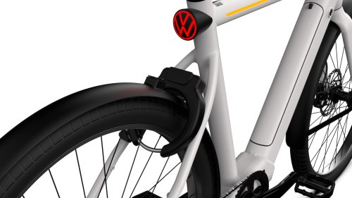 VW’s New E-Bike Has Radar, A Rear Camera, And Fighter-Pilot Glasses