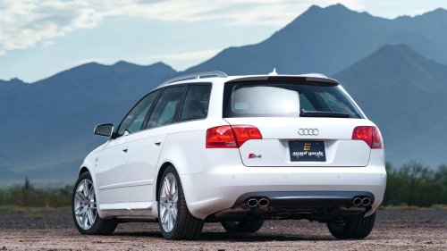 This 3,700-Mile Audi S4 Wagon Has A V8, Three Pedals, And A Catch Every Buyer Inherits