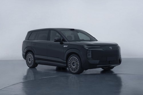 This Five-Seat SUV Makes 1,193 HP, Nine More Than A Ferrari F80