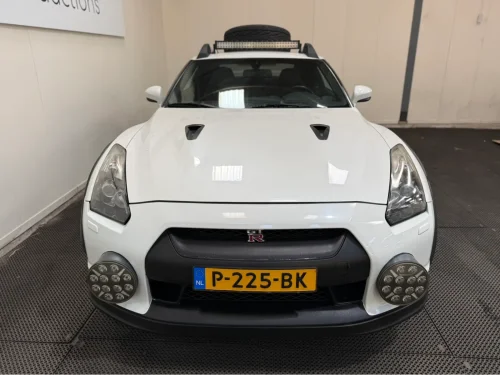 Nissan, Nissan GT-R, Someone Lifted A Nissan GT-R, Bolted A Spare To The Roof, And Called It An Off-Roader