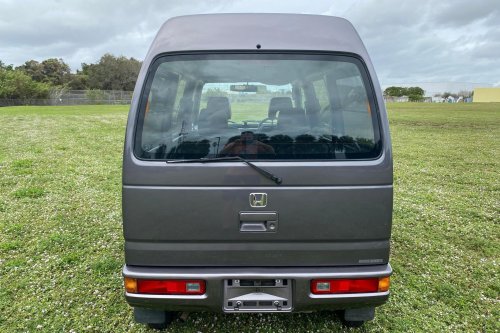 This Honda Kei Van Needs A Lifetime And All Five Gears Just To Hit 60 MPH