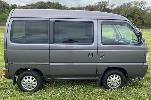 This Honda Kei Van Needs A Lifetime And All Five Gears Just To Hit 60 MPH