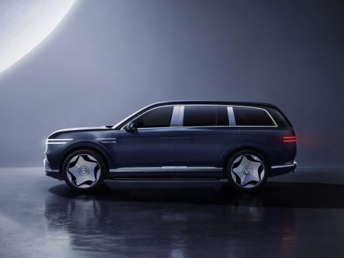 Genesis’ New GV90 Wants BMW Money With Rolls-Royce Tricks