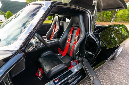 This Mid-Engine Split-Window ’63 Corvette C2 Is Guaranteed To Split Opinion