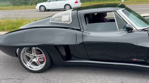 This Mid-Engine Split-Window ’63 Corvette C2 Is Guaranteed To Split Opinion