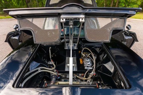This Mid-Engine Split-Window ’63 Corvette C2 Is Guaranteed To Split Opinion