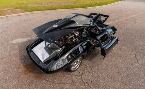 This Mid-Engine Split-Window ’63 Corvette C2 Is Guaranteed To Split Opinion