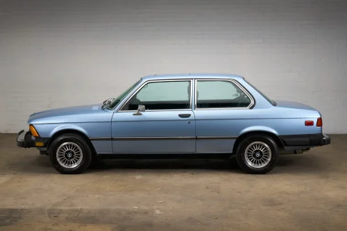 Driven Just 9K Miles, This 1977 BMW E21 Is About As Frozen In Time As It Gets