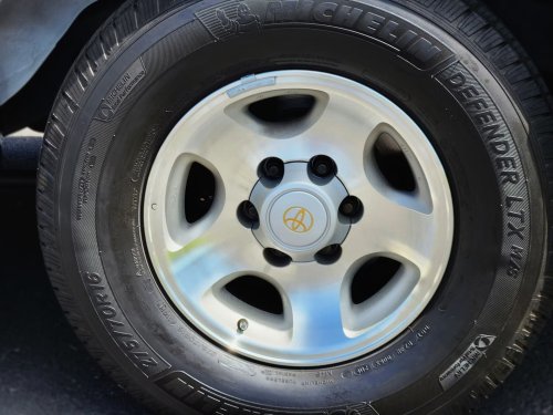 Toyota Built The 1997 Land Cruiser To Be Thrashed, This One Did 170 Miles A Year
