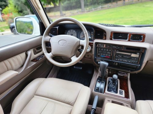 Toyota, Toyota Land Cruiser, Toyota Built The 1997 Land Cruiser To Be Thrashed, This One Did 170 Miles A Year