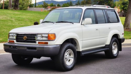 Toyota, Toyota Land Cruiser, Toyota Built The 1997 Land Cruiser To Be Thrashed, This One Did 170 Miles A Year