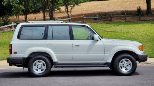 Toyota Built The 1997 Land Cruiser To Be Thrashed, This One Did 170 Miles A Year