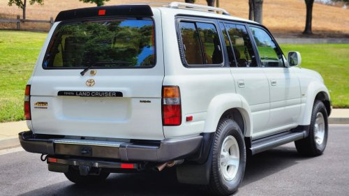 Toyota Built The 1997 Land Cruiser To Be Thrashed, This One Did 170 Miles A Year