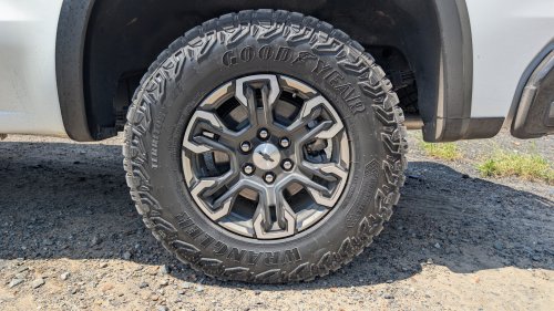 Chevy’s 2026 Silverado ZR2 Is A Trail Weapon That Hates The Drive-Through