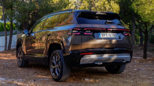 The New 2027 Jeep Compass e-Hybrid’s Rugged Looks Write A Check It Can’t Cash