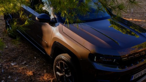 The New 2027 Jeep Compass e-Hybrid’s Rugged Looks Write A Check It Can’t Cash