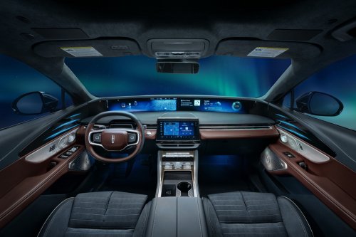 Ford Will Stop Importing Lincoln’s Best-Seller From China And Build More In America, But Not Now