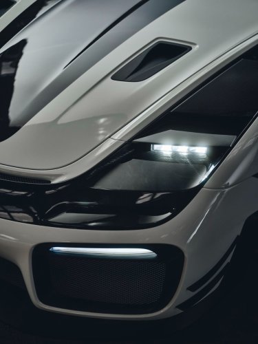 Porsche’s Slant-Nose 911 Is A Love Letter To Moby Dick, Bare Metal And All