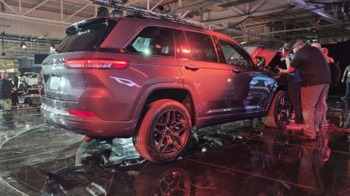 SRT Made A Turbo-Six Deliver Hellcat Levels Of Performance And Shoved It Into A Jeep
