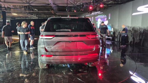 SRT Made A Turbo-Six Deliver Hellcat Levels Of Performance And Shoved It Into A Jeep