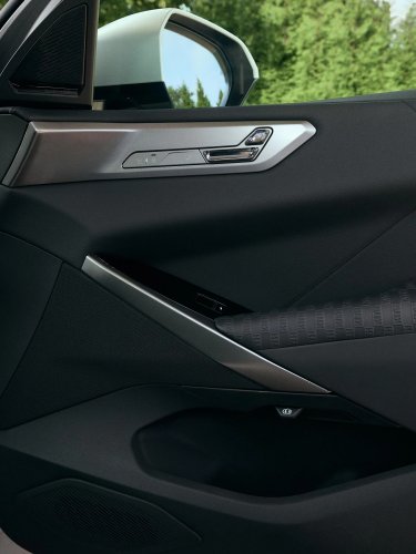 BMW And Kith Throw A V10 And 6-Speed Manual Into First-Gen X5