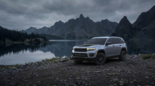 Jeep’s 2027 Grand Cherokee Upland Delivers Trailhawk Looks For $5k Less