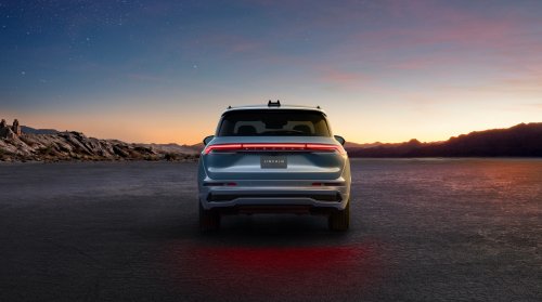 The Lincoln Corsair Is Back As An Overpriced, Chinese Import