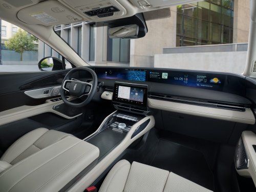Lincoln, Lincoln Gives The 2027 Nautilus A Facelift And A ‘Black Eye’