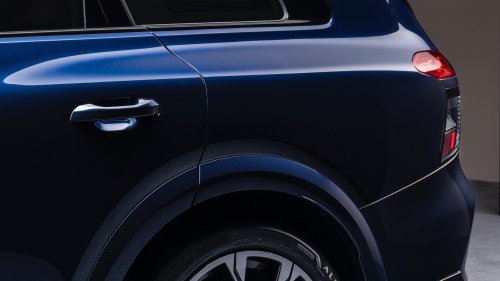 Audi’s Q9 Had Electric Door Handles. Its CEO Killed Them After One Test Drive