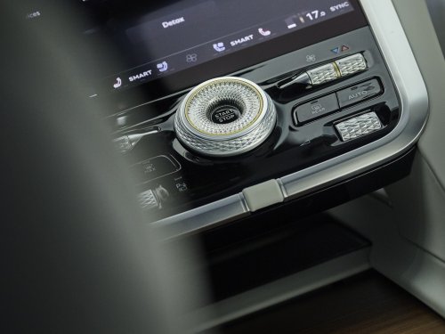 Bentley Torcal Shows Off Its Rear Seat And Mood Selector