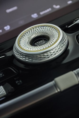 Bentley Torcal Shows Off Its Rear Seat And Mood Selector
