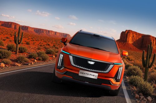Cadillac, PHEV, Cadillac Debuts New XT5 PHEV In China As Americans Are Still Left Waiting