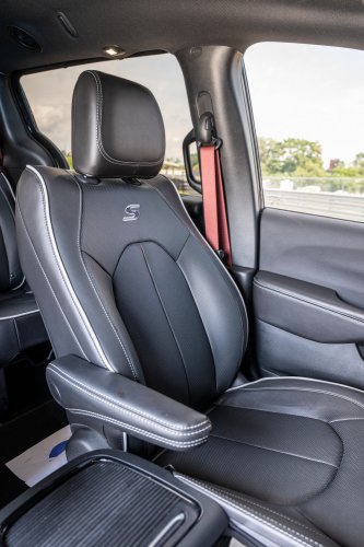 Chrysler’s Slammed Pacifica Concept Is A Hellcat Away From Perfection