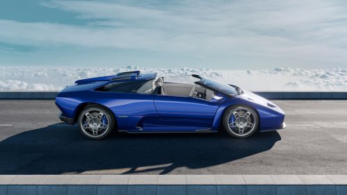 Wild Roofless Diablo Restomod Has A Gated Manual, Even If Its Renders Can’t Count Its Own Gears
