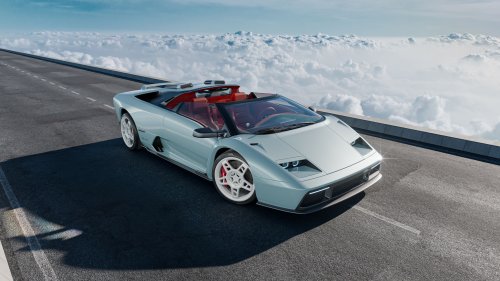Wild Roofless Diablo Restomod Has A Gated Manual, Even If Its Renders Can’t Count Its Own Gears
