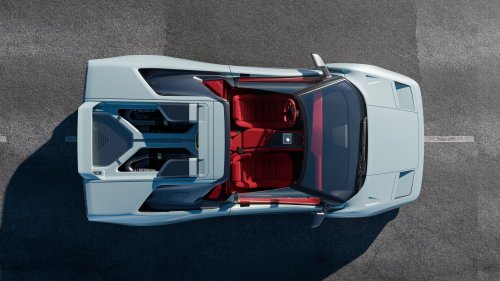 Wild Roofless Diablo Restomod Has A Gated Manual, Even If Its Renders Can’t Count Its Own Gears