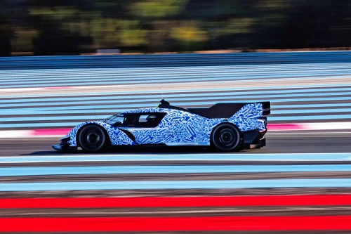 Ford’s New Hypercar Brings A Big V8 To A Fight Full Of Turbo Sixes