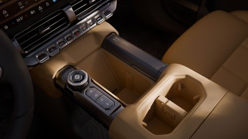 China’s New GAC Yue 7 Wants The Defender’s Lunch And Also Its Face